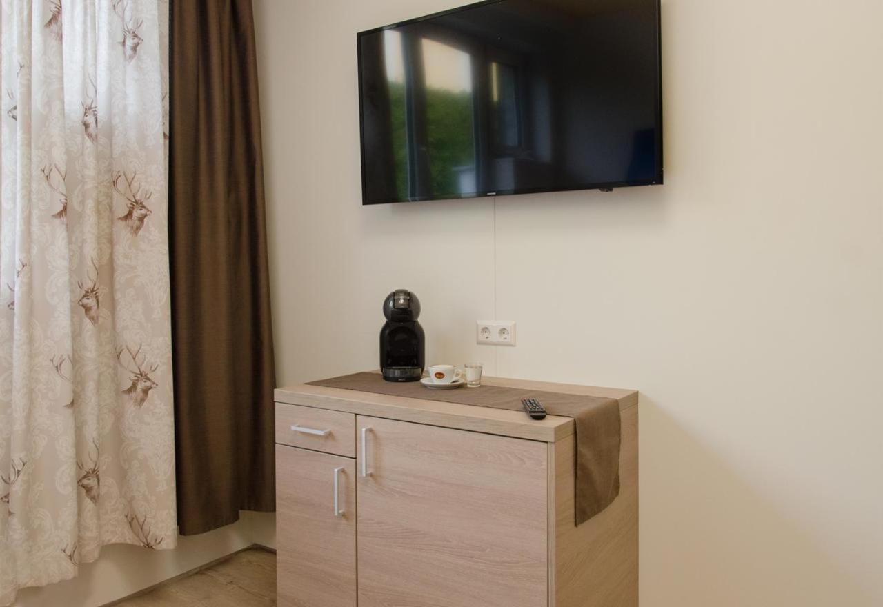 Bed and Breakfast Cafe Lounge Traisen Экстерьер фото